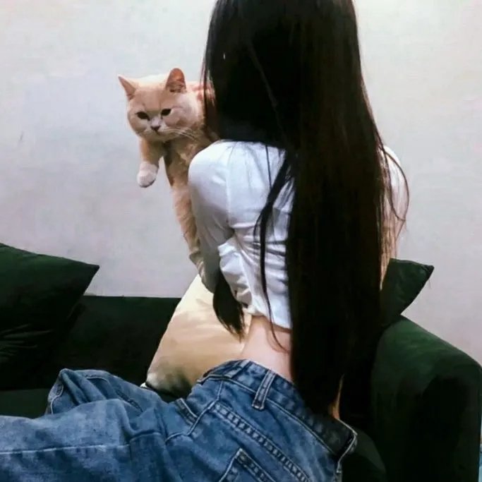 搏击傲娇小女生
